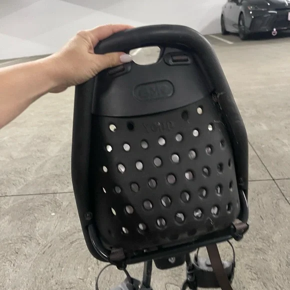 Thule Yepp Maxi Child Bike Seat, Black - Picture 5 of 11